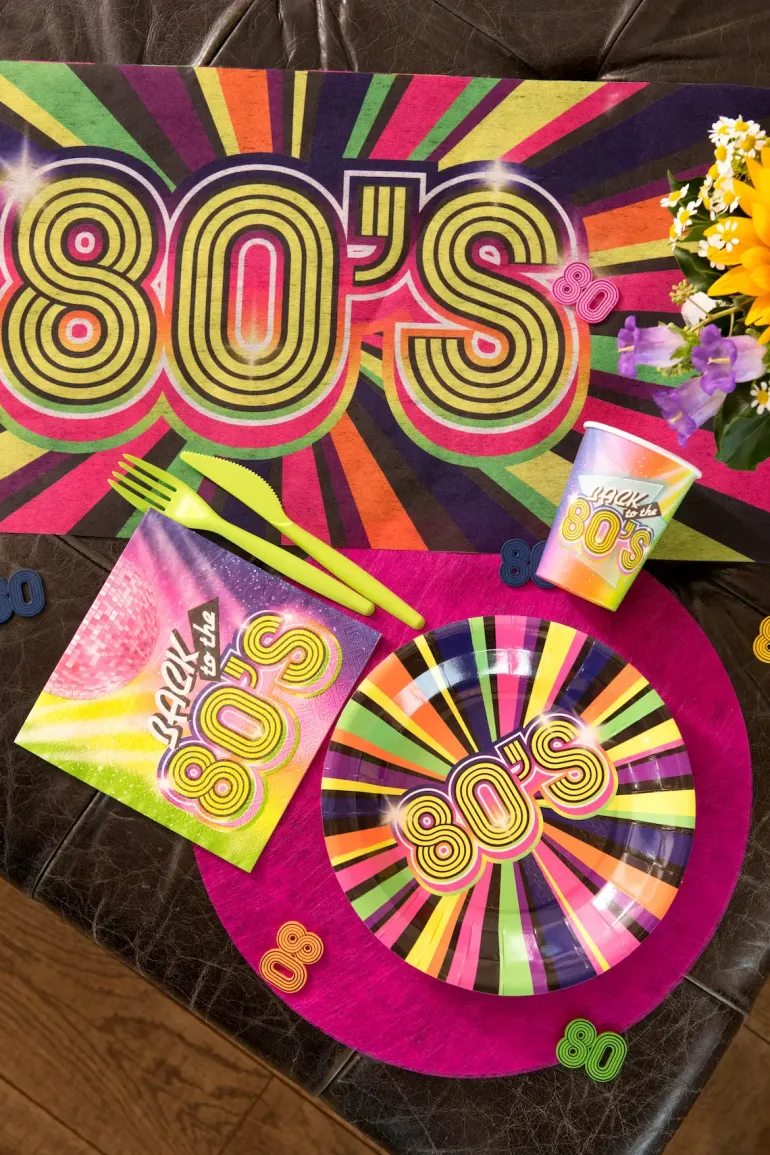 Farverig 80s Tallerkner