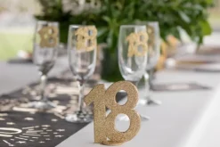 Lille Guld Glitter "18" Tal - Borddekoration